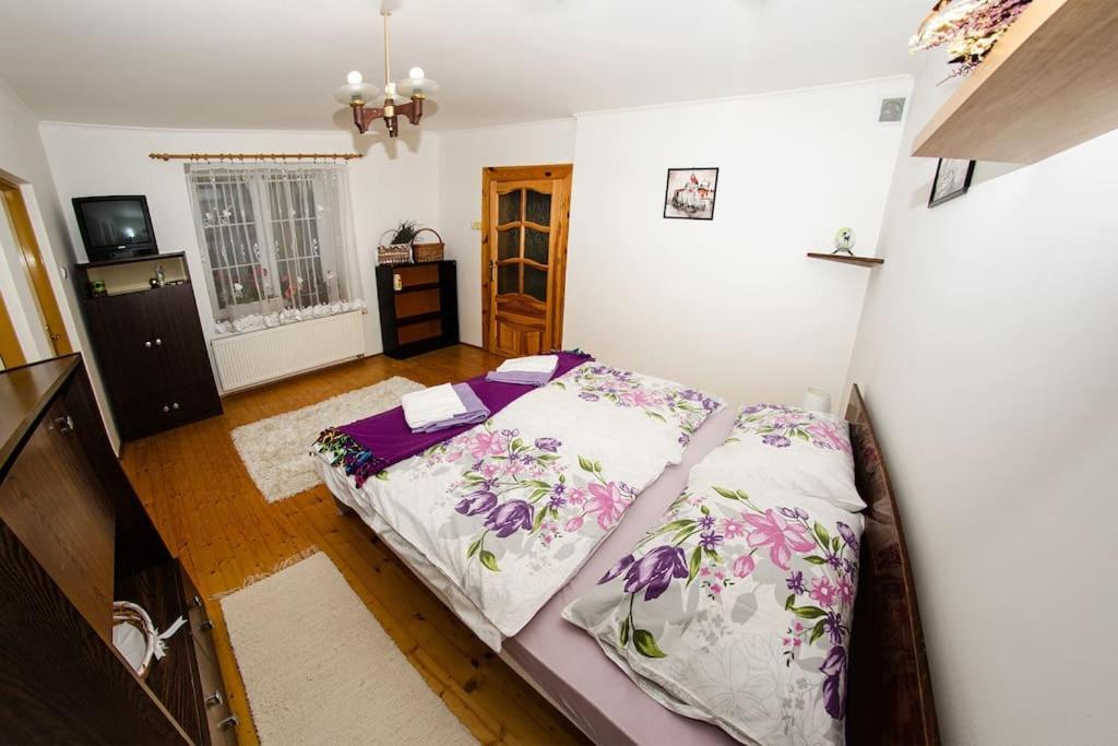 Zlty Domcek - Apartman Svabovce Extérieur photo